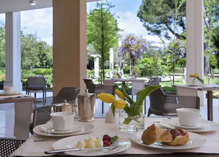 Hotel Terme Neroniane 4*