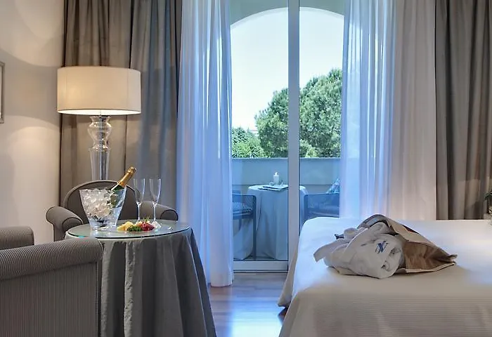 Hotel Terme Neroniane 4*